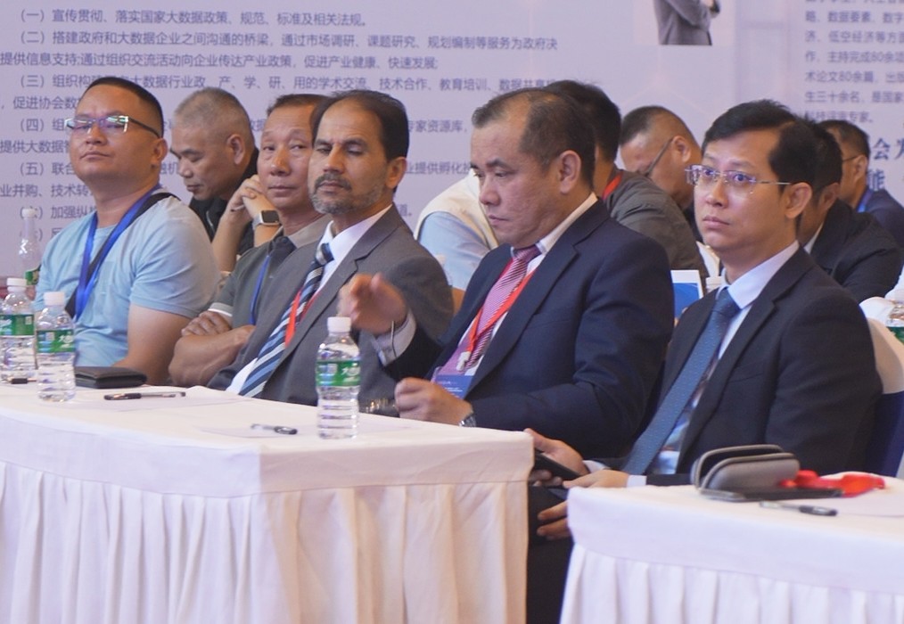 南亚东南亚多国驻昆领事官员出席2026云南低空经济博览会，共谋跨境无人机产业合作